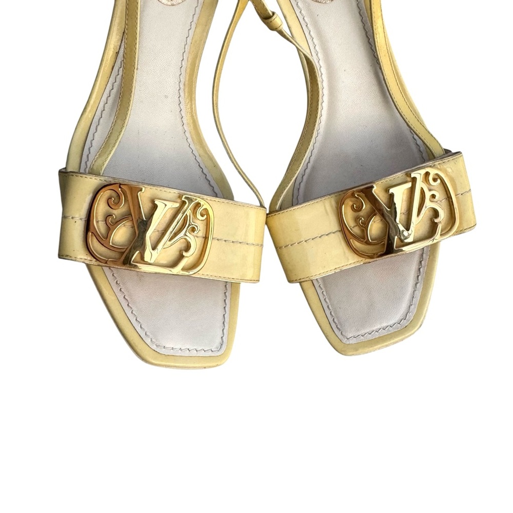Louis Vuitton Vintage Sandals Patent Front Logo - Picture 9 of 17